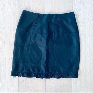 NWT Banana Republic Black Fitted Ruffle Hem Skirt Size 2